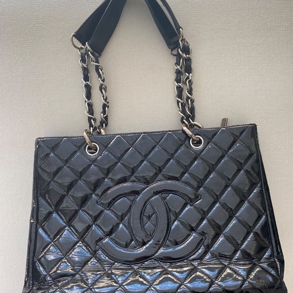 Chanel Grand Shopping Tote in Black Patent Leather | Classic CC Shopper Bag - Picture 9 of 9